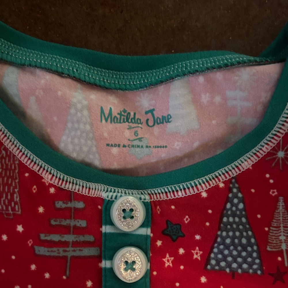 Matilda Jane Size 6 Christmas Pajama Top - Picture 2 of 4